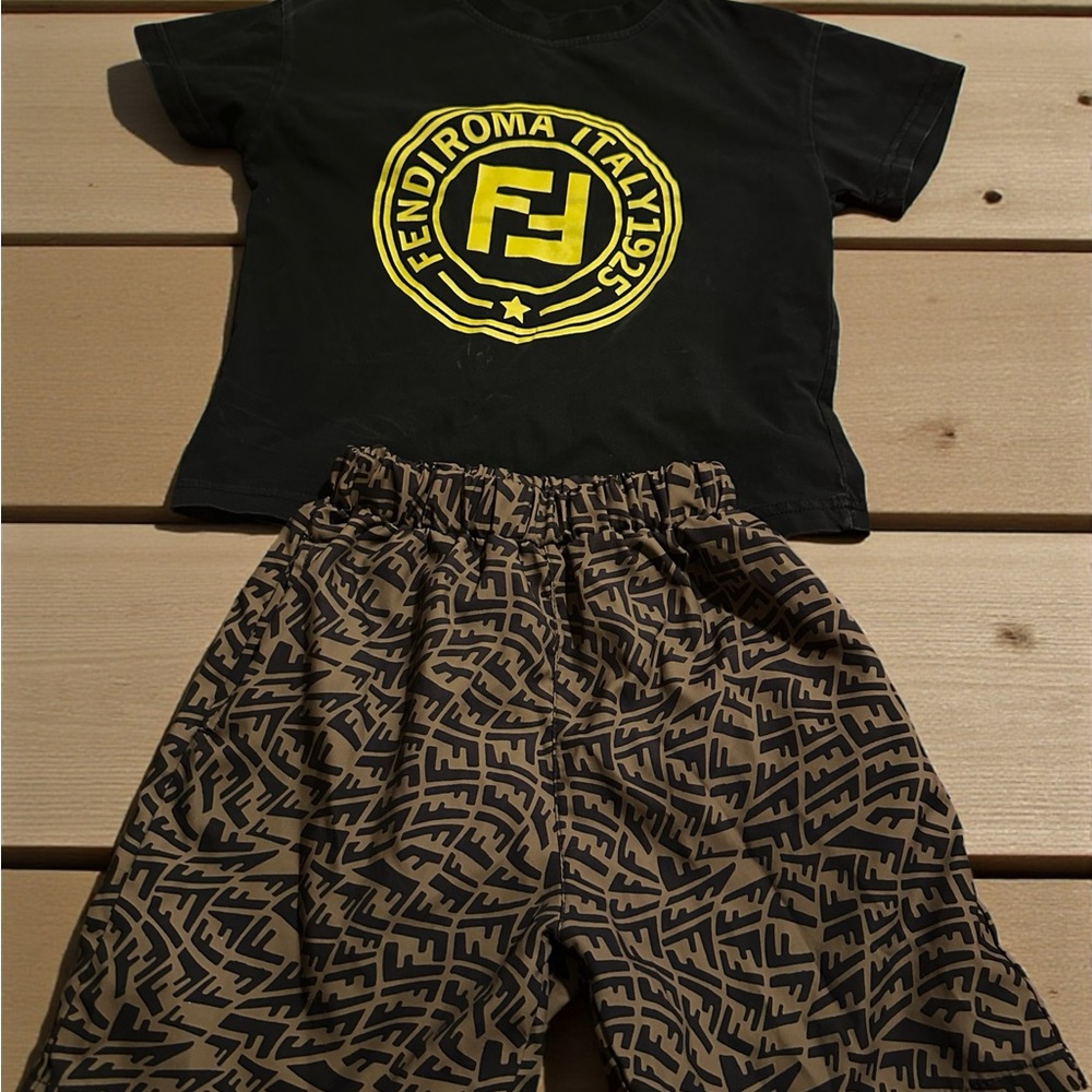 Black Tee and Brown Patterned Shorts Set